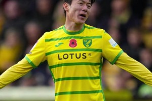 非法拍攝性愛(ài)視頻被判刑，韓國(guó)國(guó)腳黃義助被韓國(guó)足協(xié)永久禁足