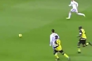 相輔相成！BBC的招牌反擊！C羅策動，貝爾助攻本澤馬破門！