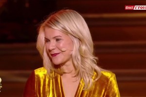 2018年首位奪得女性金球獎球員，當場拒絕主持人讓表演電臀舞