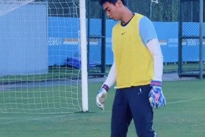 足協(xié)評議:參考國際足聯(lián)裁判專家意見，支持馬納法不是手球的判罰