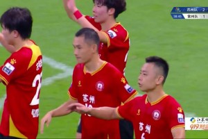 可以入選奶奶球系列??！蘇超徐州隊(duì)小禁區(qū)內(nèi)搶點(diǎn)居然打高了