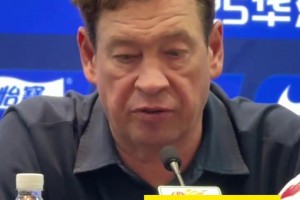 斯盧茨基:每次進(jìn)攻都有威脅，這場(chǎng)勝利實(shí)至名歸！