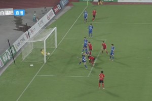 ??這球進了嗎？中甲賽場驚現(xiàn)門線懸案，最終邊裁示意進球有效