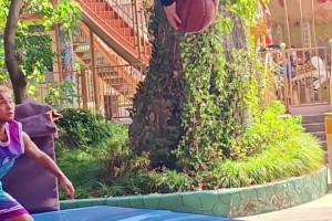 先拔頭籌！比賽開場(chǎng)7分鐘連云港利用鎮(zhèn)江落點(diǎn)判斷失誤取得領(lǐng)先