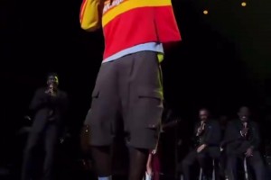 跟著C羅學(xué)英語(yǔ)！C羅此前：所有人都想成為我，但你能做到自律嗎？