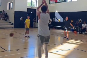 因禍得福？杰威休賽期左手特訓(xùn)！新賽季技術(shù)大成！