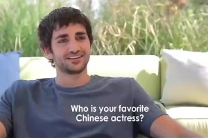 盧比奧此前秀普通話：我喜歡章子怡，因?yàn)樗芷粒??