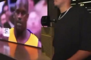 豪??！布克帶著甲亢哥參觀自己的車庫 清一色的古董老爺車啊~