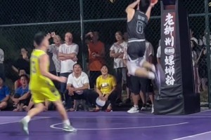 原來詹姆斯no1no2no3是模仿喬丹口氣??！神喊到了no4