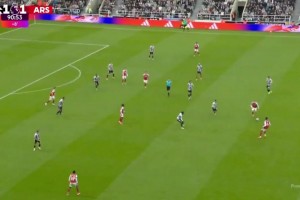 小隊長回來了？厄德高vs紐卡個人集錦，一策動一助攻幫槍手逆轉(zhuǎn)