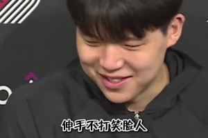 伸手不打笑臉人！楊瀚森在媒體日談和隊友相處哲學：就是笑呵呵的