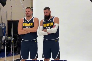 男上加男？約基奇和瓦蘭這舉止有點(diǎn)過(guò)于曖昧了