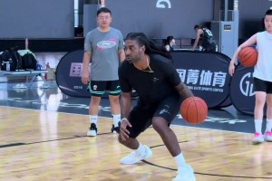 在梅奧的指導下，相信遼籃會涌出一批了不起的后衛(wèi)??