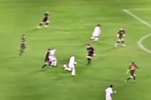 恐怖的瞬間加速！名場(chǎng)面：這是大羅在皇馬的最佳進(jìn)球嗎？