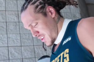 皮一下很開心！戈登：甚至布朗狀態(tài)都好起來了！