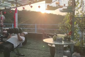 55歲的劉玉棟如此自律，那些小鮮肉休賽期就是天天旅游。。