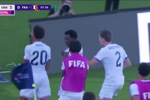 完勝！最后時刻7分鐘3球！U20世青賽美國3-0法國2連勝晉級！