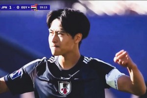 人才輩出！日本U20隊長絕對是顆潛力新星，球風(fēng)實在太穩(wěn)健??