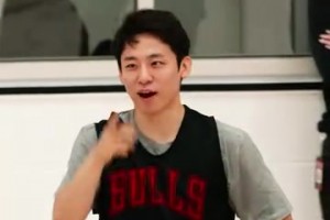 牌還是不錯的！公牛隊訓練營花絮！努力防守的河村！