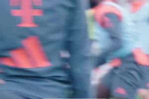 愛穿外套的奧利塞！于帕梅卡諾和奧利塞訓(xùn)練中的對抗！