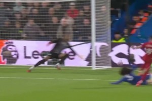 國外球迷：這球薩拉赫都不進！維爾茨受到了不公平的批評??