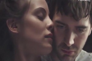 女伴已經(jīng)春心蕩漾，你卻還在手搓歐冠獎(jiǎng)杯??