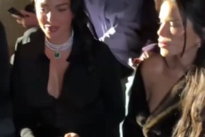 富婆聚會！喬治娜和一群闊太太們，大寶石項(xiàng)鏈很亮眼