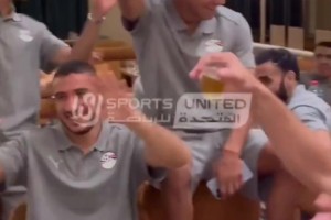 薩拉赫梅開二度率埃及晉級世界杯！賽后和隊友跳舞慶祝
