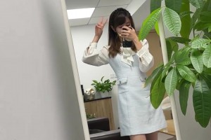 咋還有換裝哈！美女主播小七：楊瀚森首秀 一起期待小楊的未來~