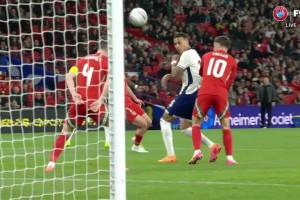 精彩！薩卡爆射世界波直入死角！英格蘭20分鐘3-0領(lǐng)先威爾士