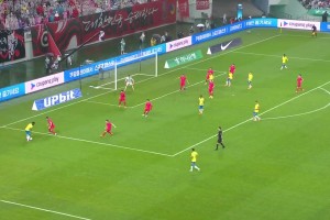 這球漂亮！羅德里戈晃暈后衛(wèi)弧線球打門得手，巴西2-0韓國