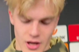 顏值擔當！貝里瓦爾上賽季歐聯(lián)杯時期的采訪！