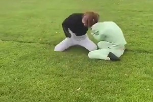 場(chǎng)上有仇場(chǎng)下解決！女足球員線(xiàn)下約架單挑