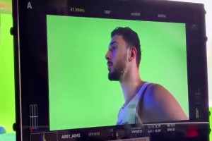 火箭全隊穿城市版秋衣拍攝定妝照，這身很符合杜蘭特的氣質啊