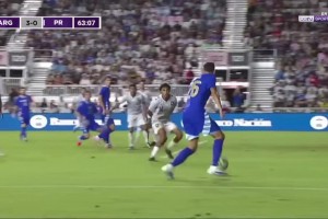 造烏龍！岡薩雷斯打門碰到波多黎各球員后入網(wǎng)，4-0領(lǐng)先！