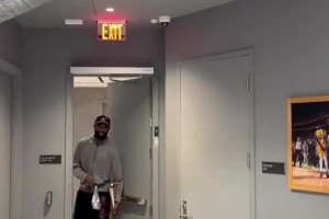 夢幻聯(lián)動！卡魯索組建曼城籃球隊：B席福登羅德里格瓦斯通斯科瓦