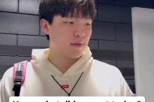 表情管理炸裂！楊瀚森問記者：今天吃什么？記者：咖啡！