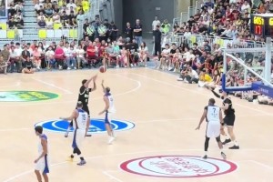 動作這么大？??廣東與西班牙某球隊熱身賽 周鵬揮肘為趙睿出頭