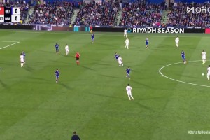 皇馬取得領(lǐng)先！姆巴佩轉(zhuǎn)身抽射打破僵局！居萊爾直塞送助攻！