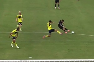 重演巔峰之作！梅西挑球過人?一條龍?世界波破門，真的太秀了！