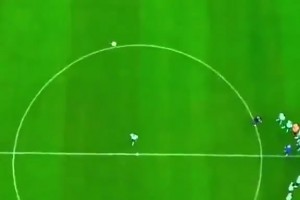 安東尼最搞笑！當(dāng)年巴西眾將挑戰(zhàn)35米高空停球：只有內(nèi)馬爾成功！