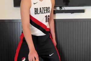 目標成為約老師！楊瀚森手活挑戰(zhàn)僅耗時14分29秒??????