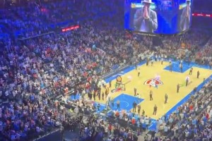 球隊名宿！伊巴卡來到揭幕戰(zhàn)助陣雷霆！