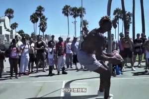 霍華德當(dāng)年單換詹姆斯？楊毅：換不了！