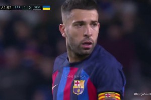 隊(duì)史最佳左后衛(wèi)？阿爾巴巴薩時(shí)期精彩集錦！他總出現(xiàn)在對(duì)的位置！