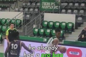 外星怪物！如今的文班打出了以前在U15比賽的統(tǒng)治力！