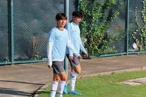 上海閑話:申花中后衛(wèi)組合或有調(diào)整,密集賽程將考驗(yàn)球員的恢復(fù)能力