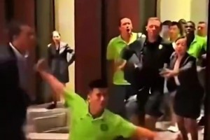 球迷AI視頻惡搞電梯戰(zhàn)神王剛??