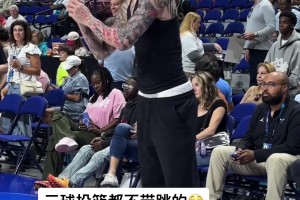 今天比賽狂砍38+13+13！三球怎么看起來又強又弱的