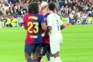 ??哥們有事是真上啊！國(guó)家德比沖突，維尼休斯參團(tuán)率百分百！